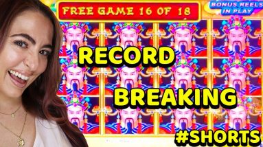 18 FREE GAMES on Lightning Link & WE LAND a MASSIVE JACKPOT HANDPAY at HARD ROCK in Tampa #SHORTS