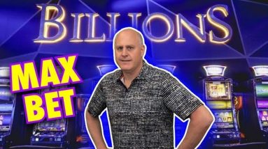 💲💲💲 Billions - Mighty Cash Triple Up Doubles Up on Jackpots 💲💲💲 Max Bet High Limit Slot Action