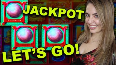 When you FINALLY land the BOUNS GAME & this happens! #JACKPOT